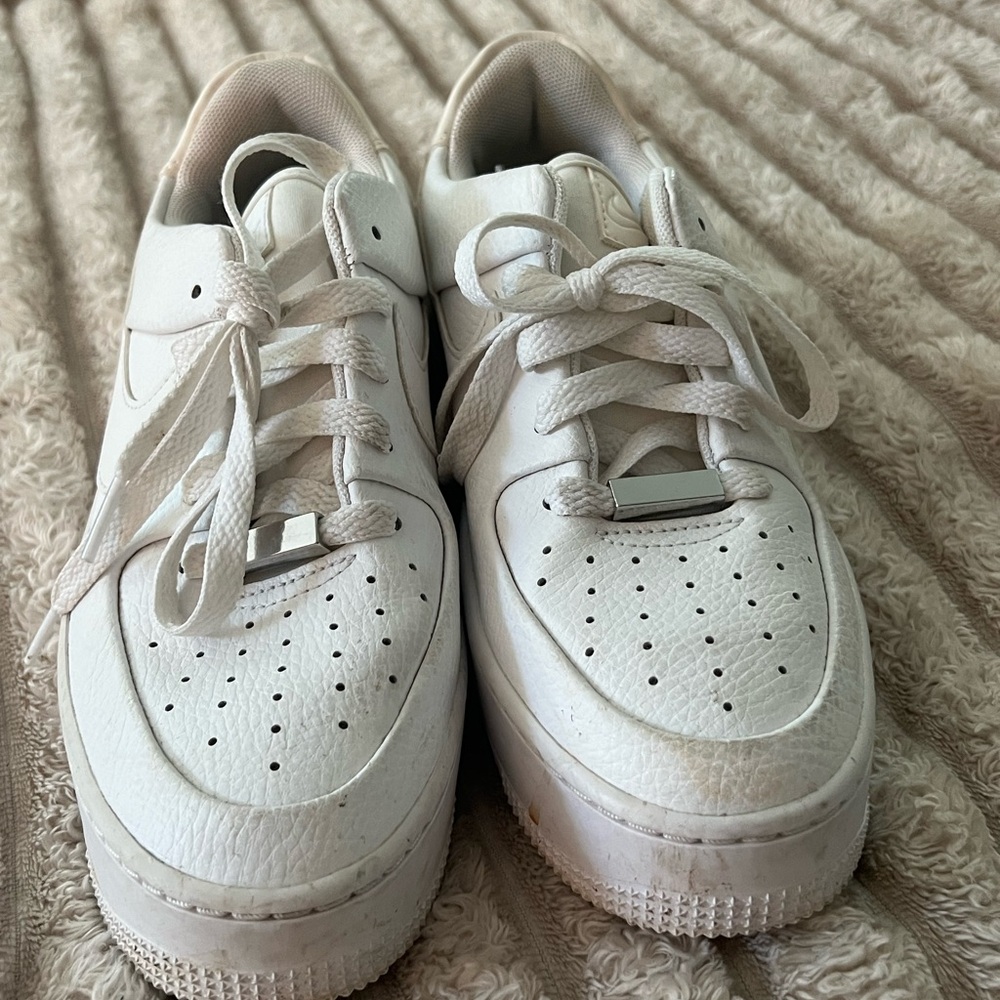 Platform NIKE Air Force 1’s - Picture 6 of 7